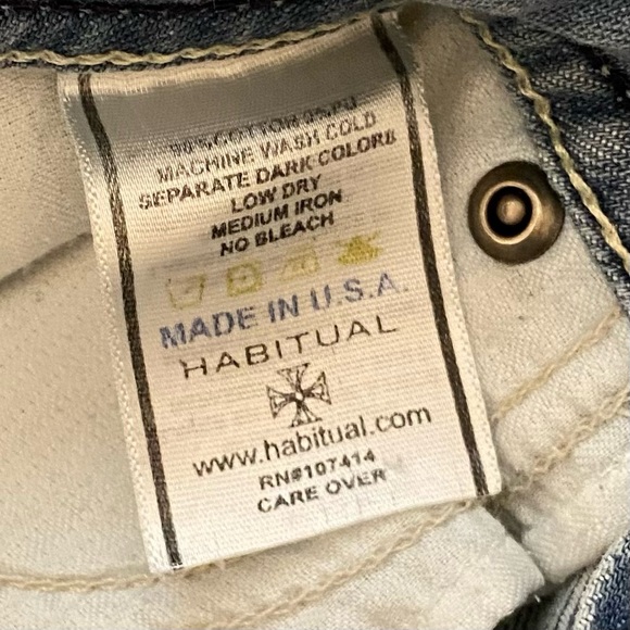 HABITUAL Light Wash Glory BOOTCUT JEANS, Celtic Cross on Pocket - Picture 7 of 14